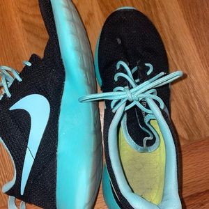 Nike Custom Roshe Sneakers